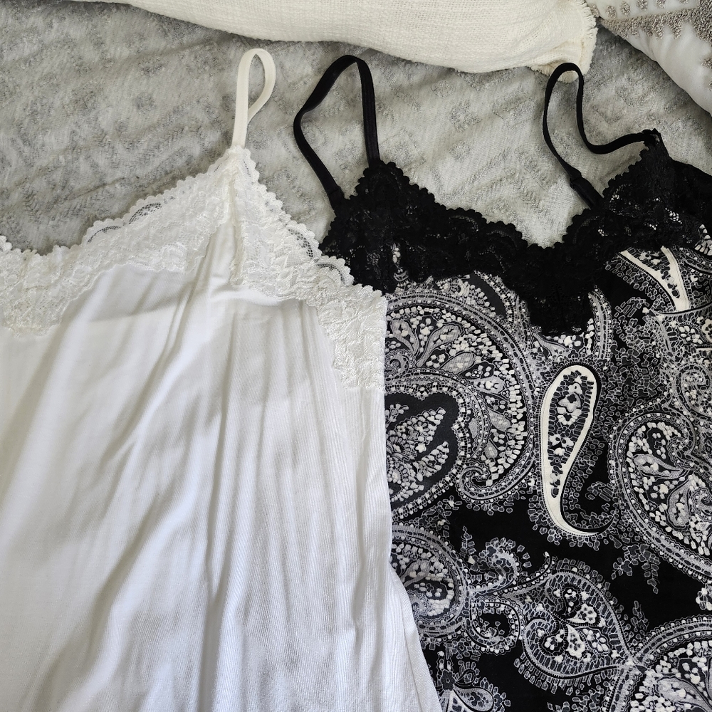 SOLD  Womens tank cami's